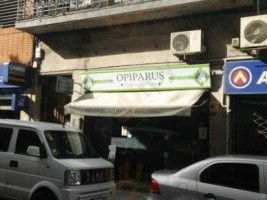 Opiparus Restaurant Bar Extérieur