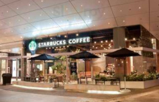 Starbucks Coffee Extérieur