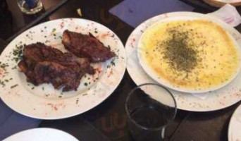 Prado Primata À l'intérieur