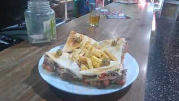 Nuevo Imperial Nourriture