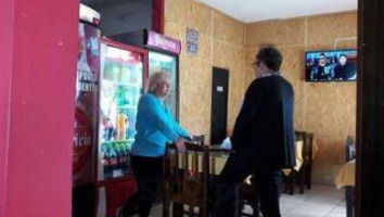 Pizzeria Y Sabores À l'intérieur