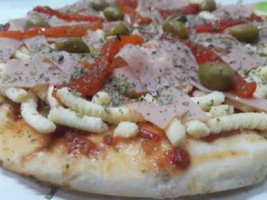 La Salvadora Pizzas food