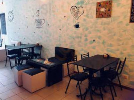 Granito De Cafe inside