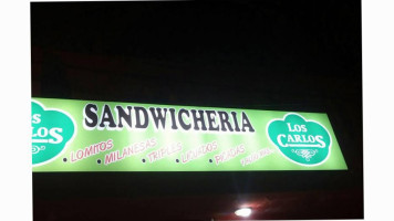 Sandwicheria Los Carlos food