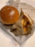 Primo's Burgers food