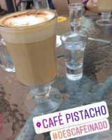 Café Pistacho food