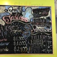 Café Tableros food
