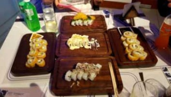 Shiro Maki food