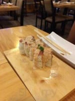 Takeo Sushi inside