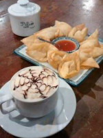 Pili Cafe food