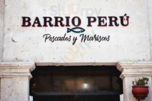 Barrio Perú outside