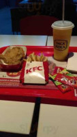 Kfc- Avenida Canada food