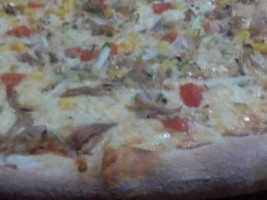 Samu Pizza food