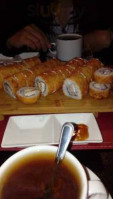 Sushi Entre Rolls food
