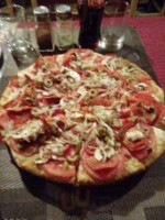 Pizzeria Piedra Roja food