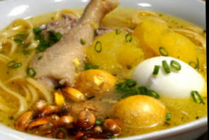 El Buen Sabor Peruano food
