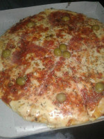 Pizzería Don Chávez food