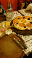 Pizza Fava Cipolletti food