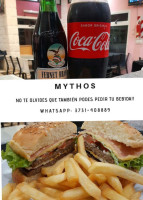 Mythos Café food