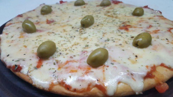 Candida Pizzeria food