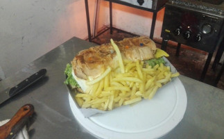 Sandwicheria Mitre food