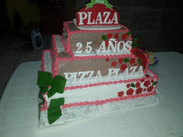 Pizzeria Pizza Plaza Resto food