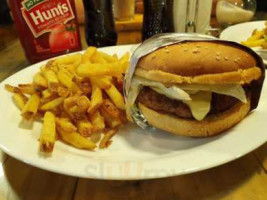Burgerhaus Café food