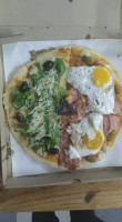 Carpe Diem (pizzas Y Empanadas) food