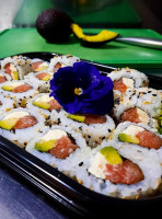 Minimal Sushi food