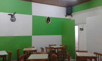 La Barra Confiteria inside