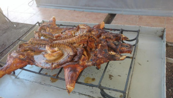 Lechones Avalos food