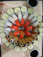 Suru Sushi food