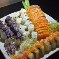 Kengai Sushi food