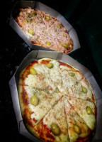 Pizza Zeta food