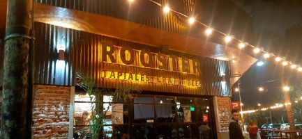 Rooster Craft Beer outside