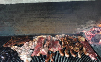 Parrilla El Quincho food