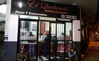 El Quebracho Pizzas Y Empanadas food