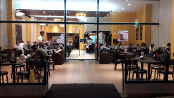 Café Martínez inside