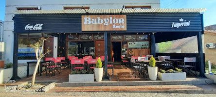 BABYLON Resto outside