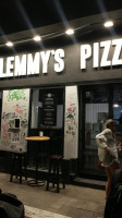 Lemmy's Pizza food