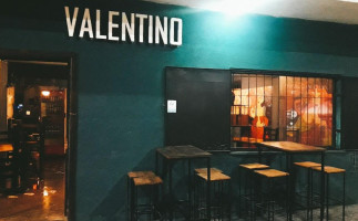 Valentino Resto food