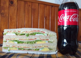 La Casa Del Sandwich food