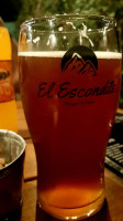 El Escondite food