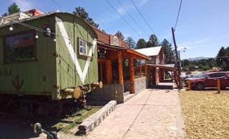 Estación De La Montaña food