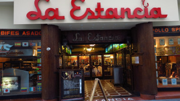 La Estancia food