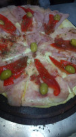 Mr Pizza Calzada food