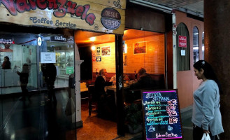 Café Valenzuela Galerias Gamesa inside