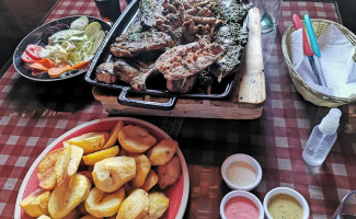 Parrillas Guztal Grill food