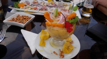 Los Ceviches De Kike Nautico food