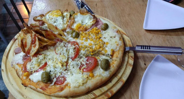 Pizzas Caseras Victor Comida